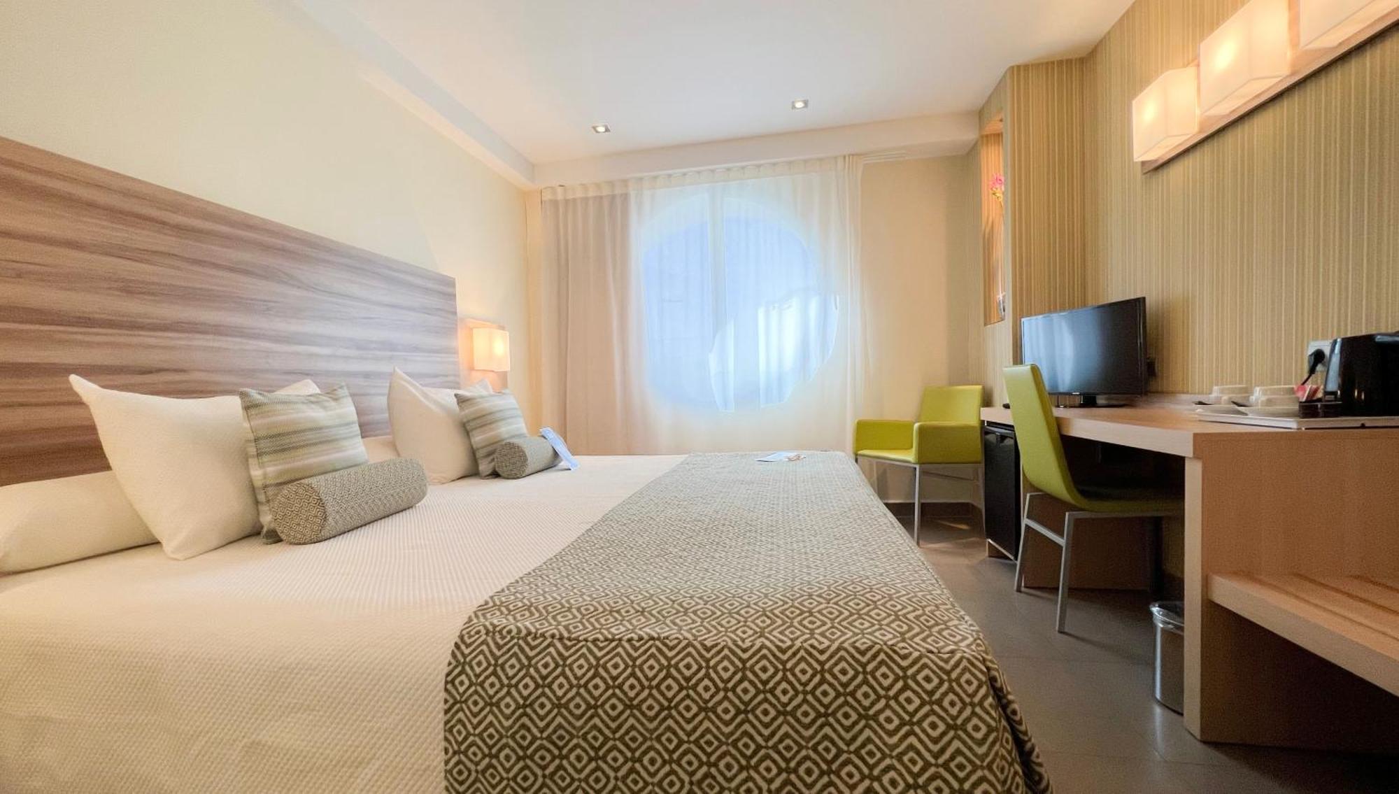 Riviera Beachotel - Только для взрослых Бенидорм Экстерьер фото