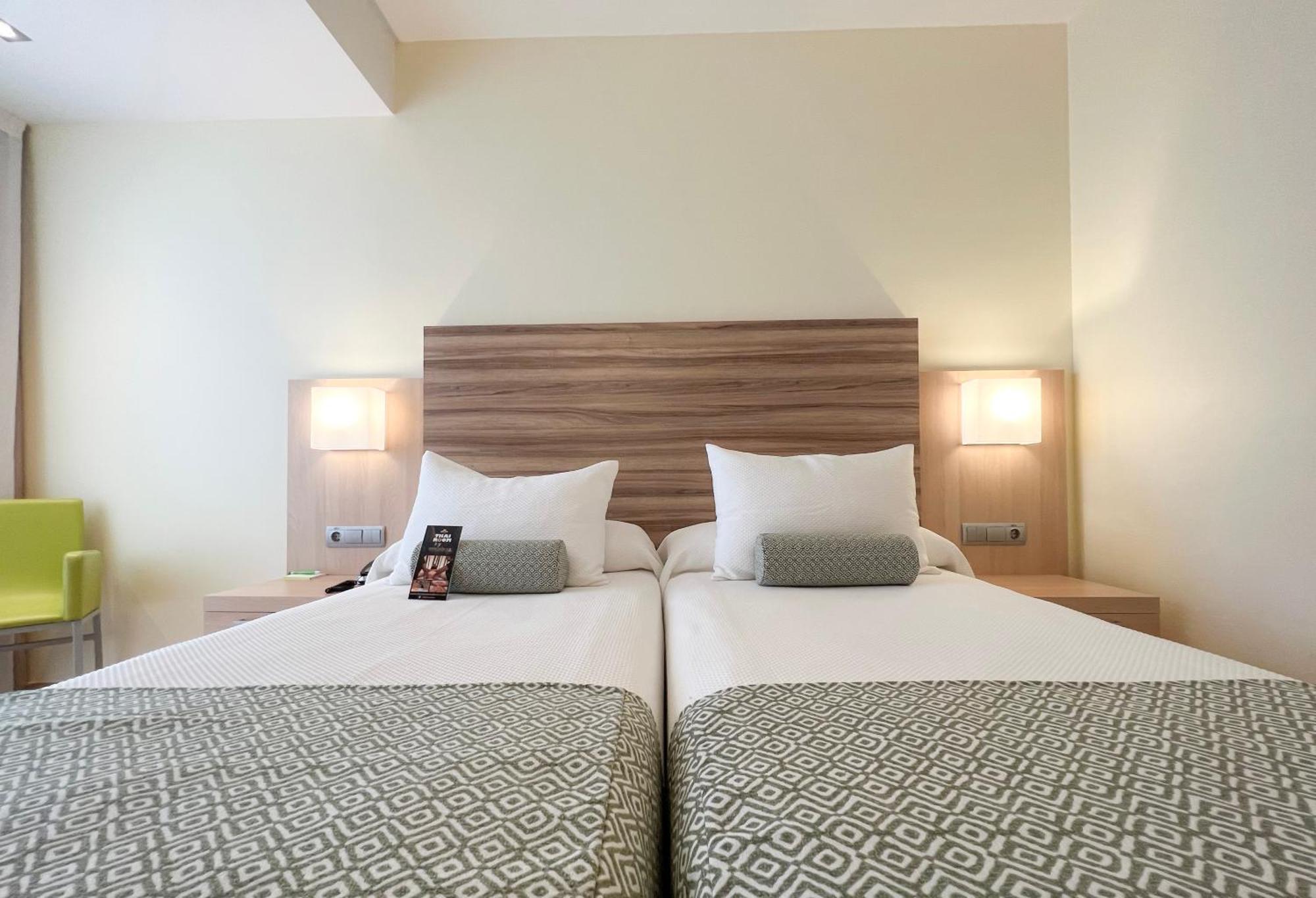 Riviera Beachotel - Только для взрослых Бенидорм Экстерьер фото